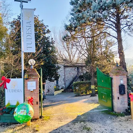 Tudesia Royal Couette-café Todi