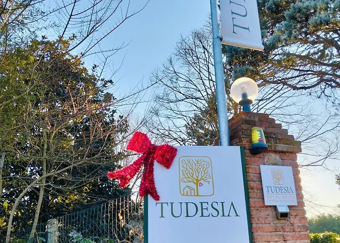 Bed & Breakfast Tudesia Royal *